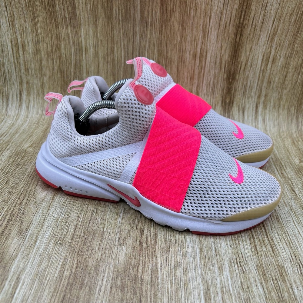 Nike Presto Extreme Women's‎ Size 7.5 Slip On Shoes Bright Pink White Mesh